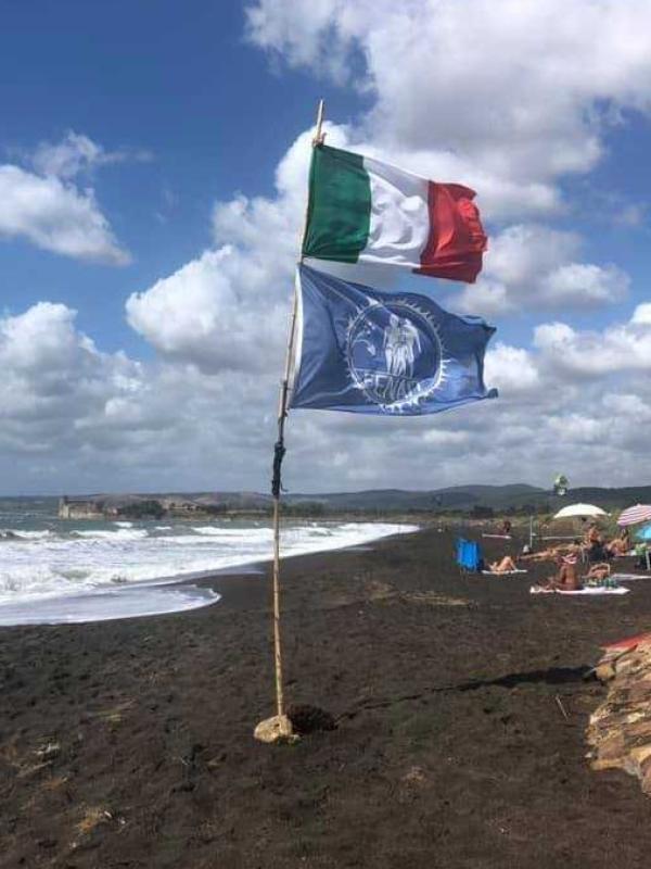 Spiaggia naturista e Bau Beach